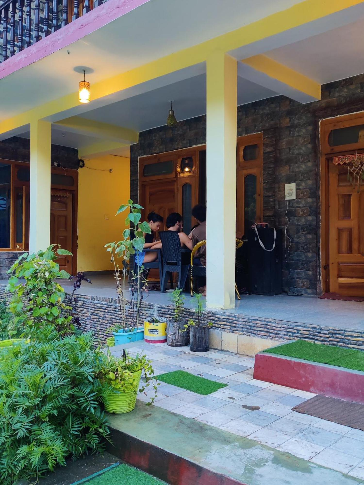 Hotel Flipsyde Retreat Kasol Exteriér fotografie