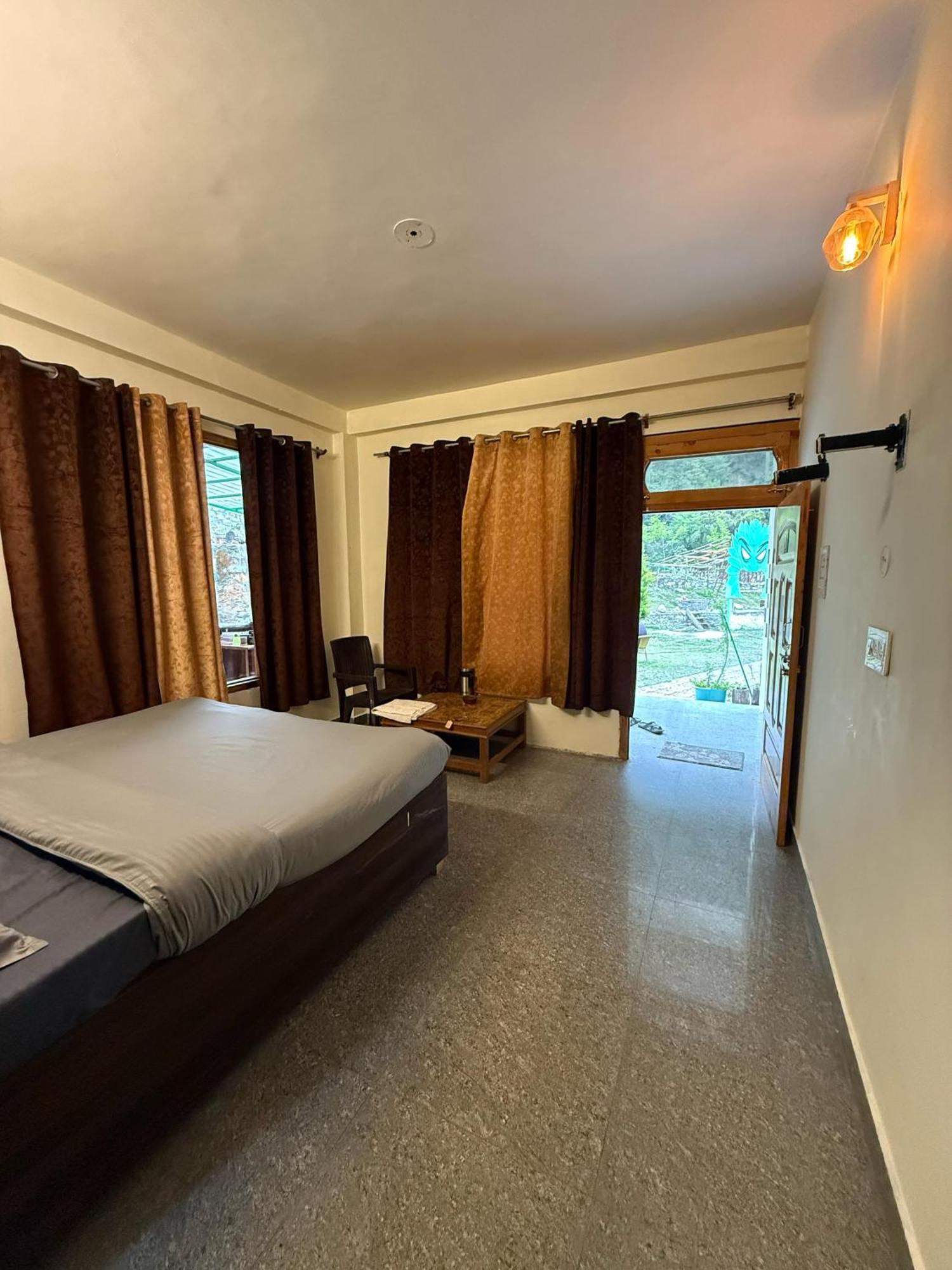 Hotel Flipsyde Retreat Kasol Exteriér fotografie