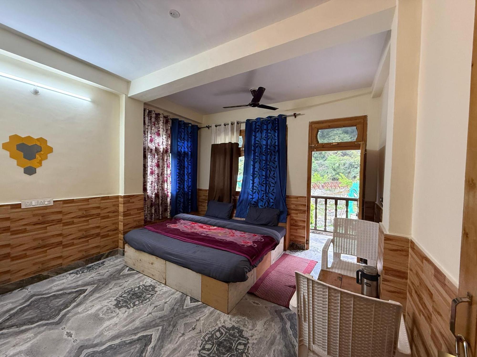 Hotel Flipsyde Retreat Kasol Exteriér fotografie